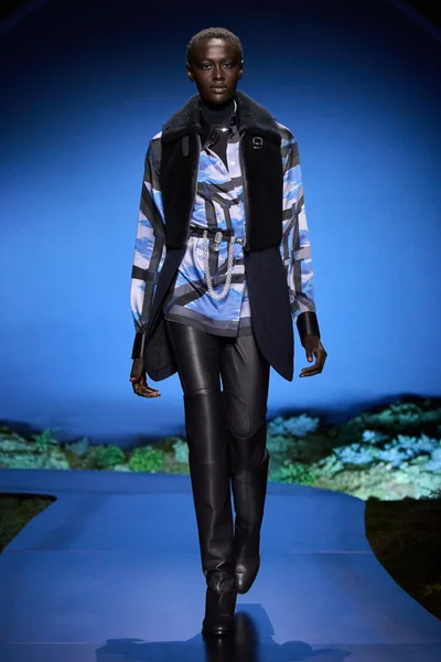 Look 47